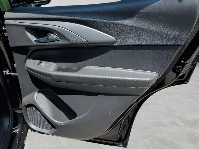 Used 2025 Black Chevrolet LT image 40