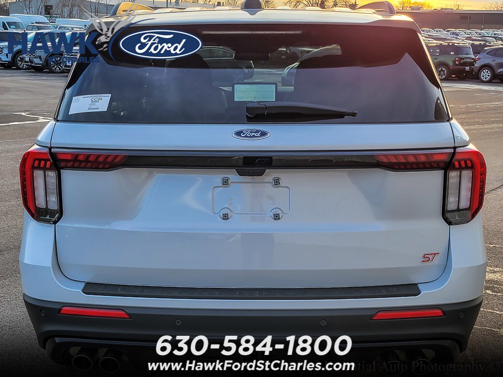 New 2026 Space White Metallic Ford ST image 5