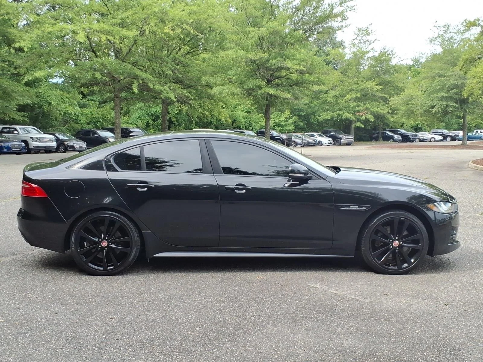 Used 2017 Ultimate Black Metallic Jaguar 35t R-Sport image 8