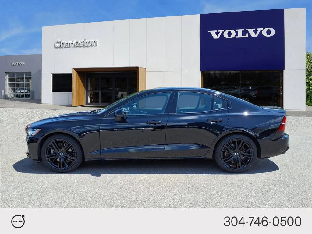 Certified Used 2024 Onyx Black Volvo Plus Black Edition image 6