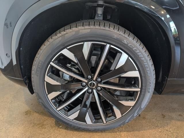 2026 Volvo XC90 Ultra - Photo 7