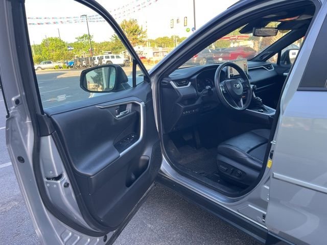 Used 2020 Silver Toyota XSE image 4