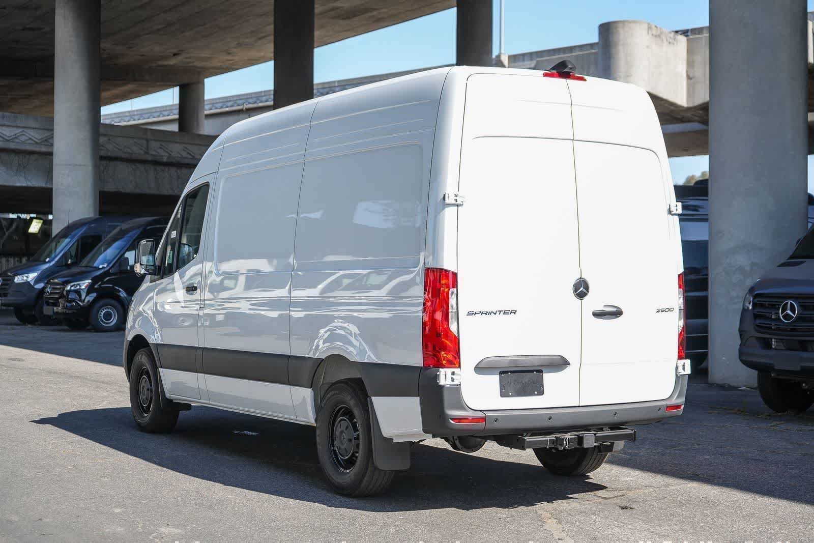 New 2026 Arctic White Mercedes-Benz Cargo 144WB High Roof RWD 2.0L I4 Diesel Turbo HO image 42