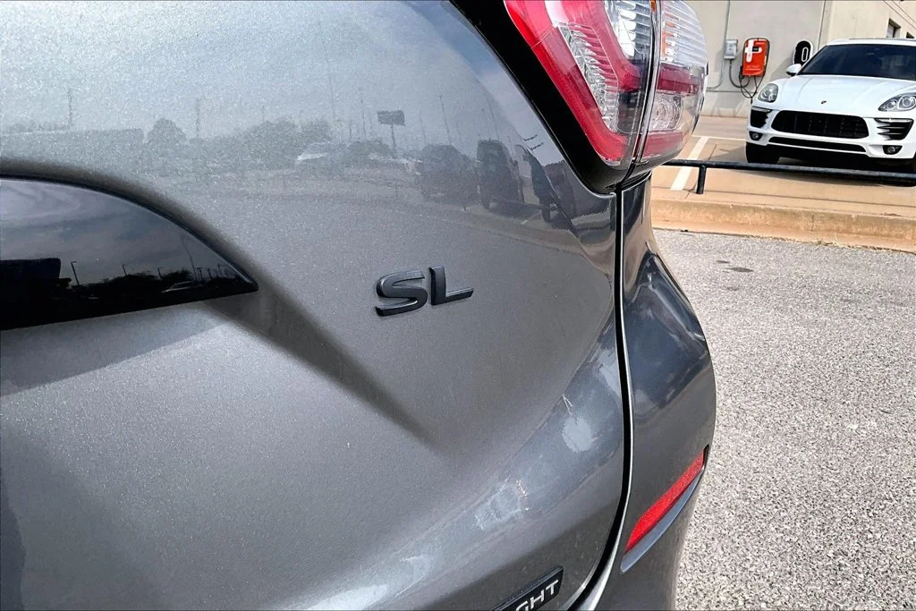 Used 2018 Gray Nissan SL image 29