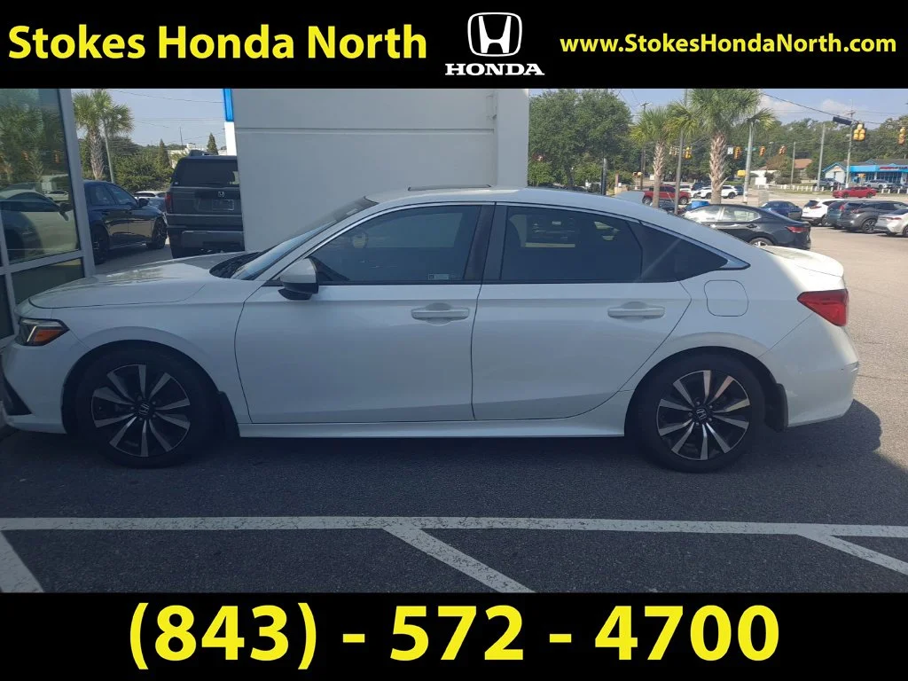 Used 2022  Honda EX image 6