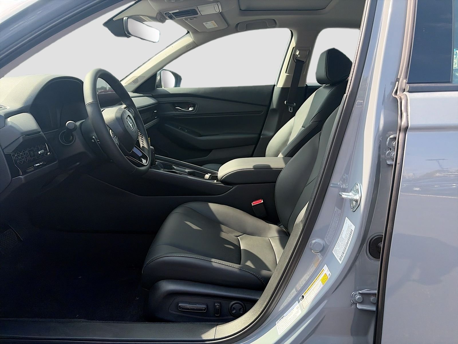 New 2026 Urban Gray Pearl Honda EX-L image 4
