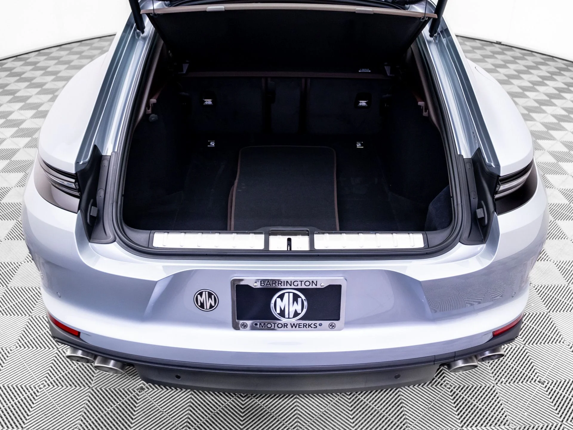 New 2026 Silver Porsche 4 image 31