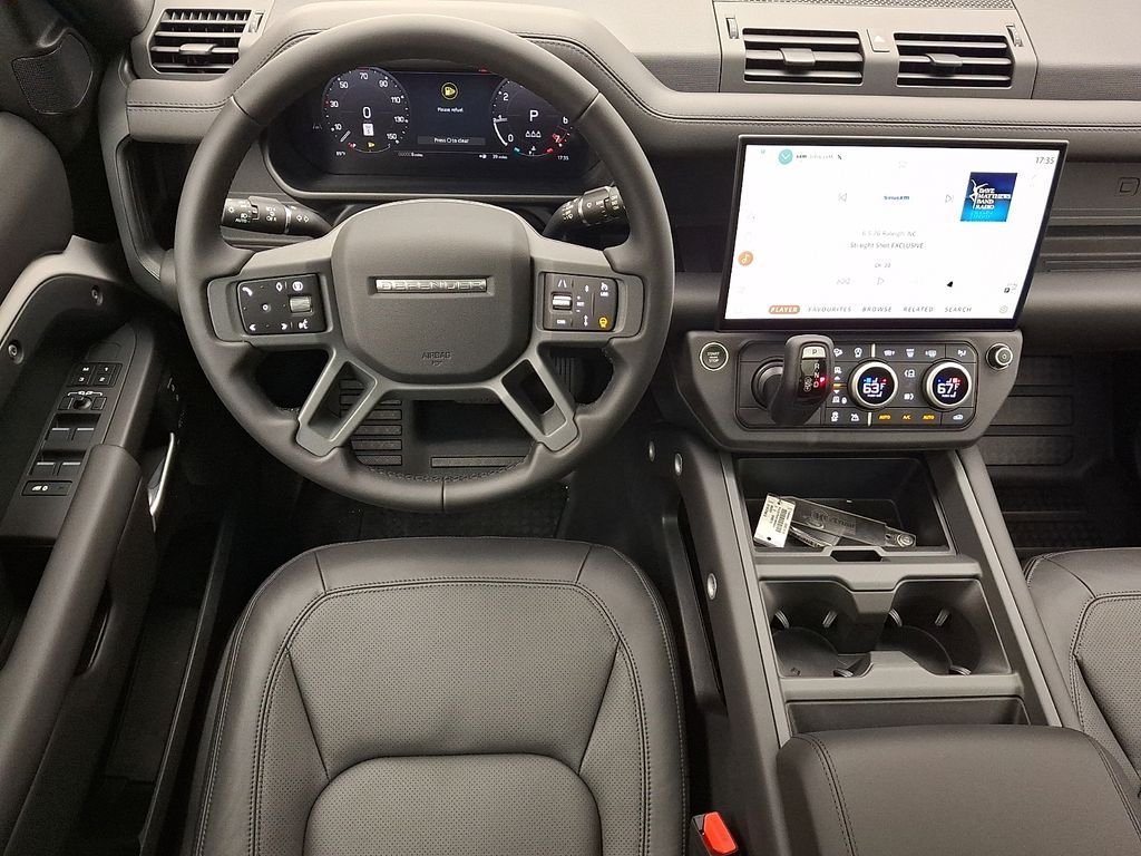 New 2026 Borasco Grey LAND ROVER X-Dynamic SE image 7