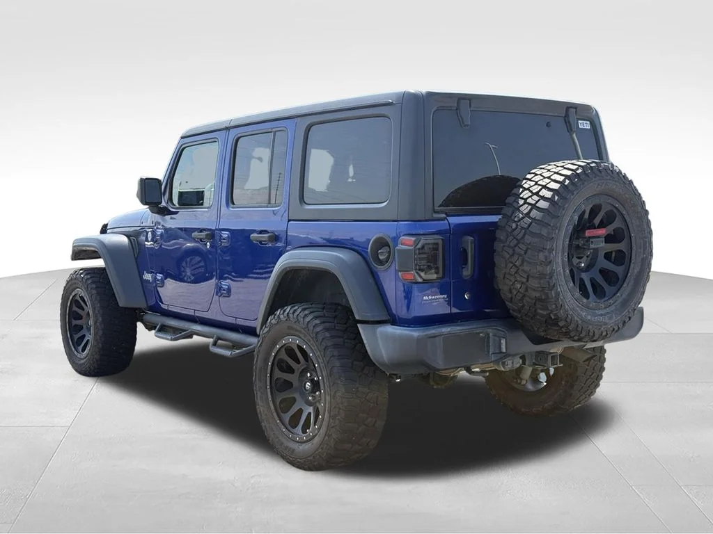 Used 2019 Blue Jeep Unlimited Sport S image 3