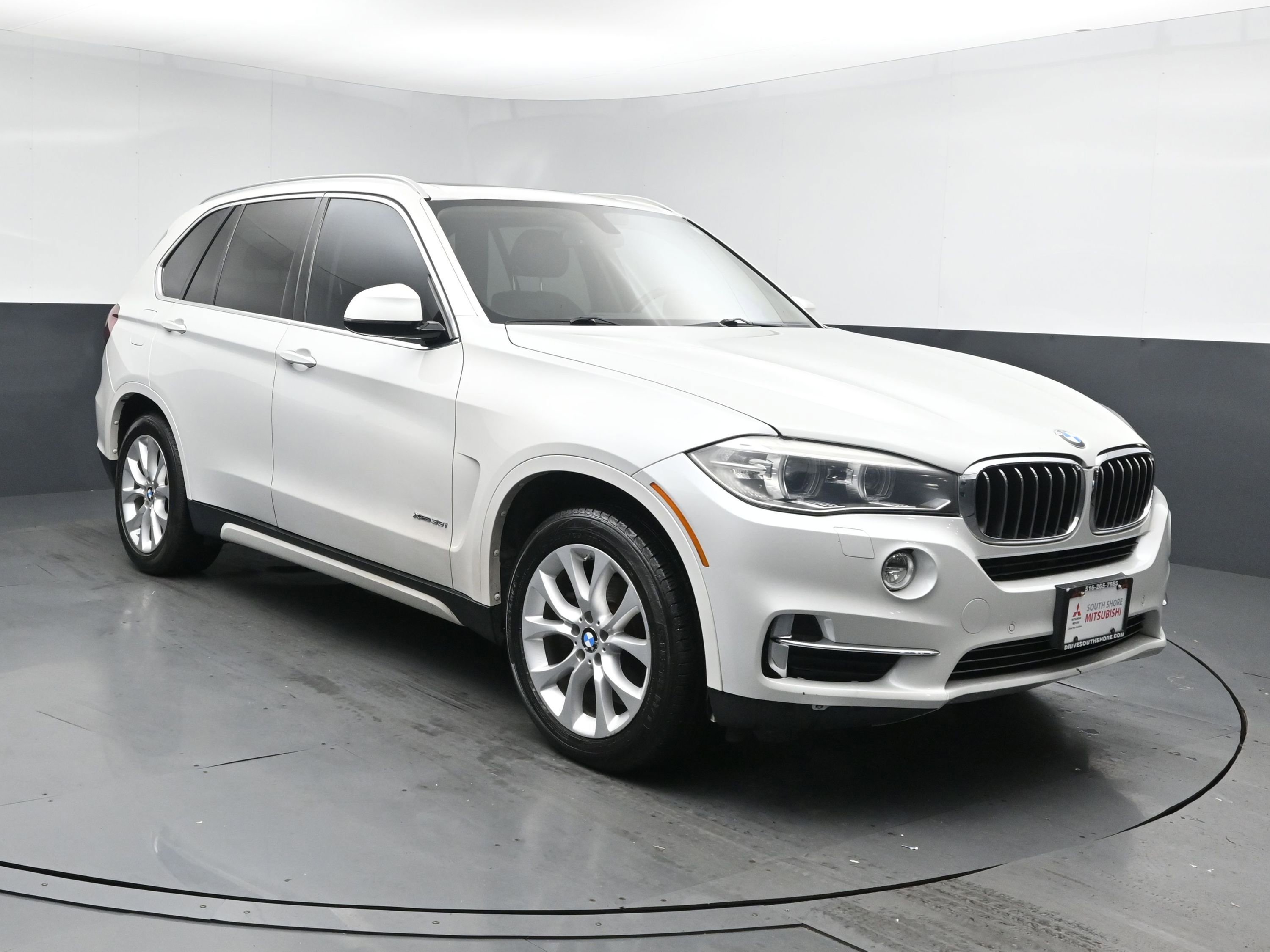 Used 2015 BMW X5 xDrive35i with VIN 5UXKR0C58F0K68890 for sale in Freeport, NY