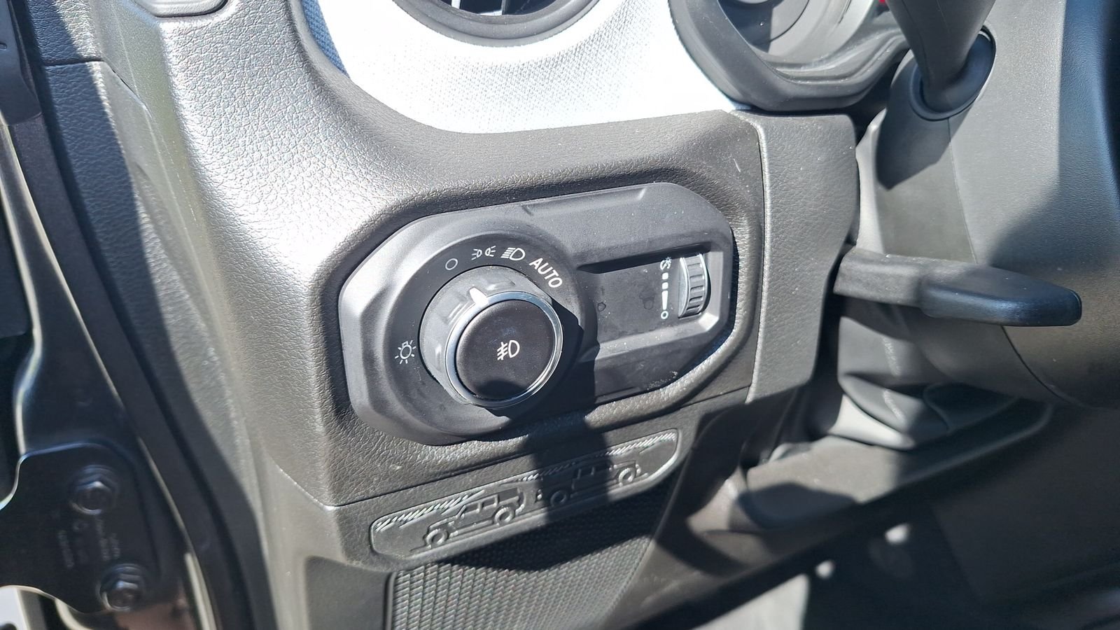 Certified Used 2025 Gray Jeep Sport S image 18