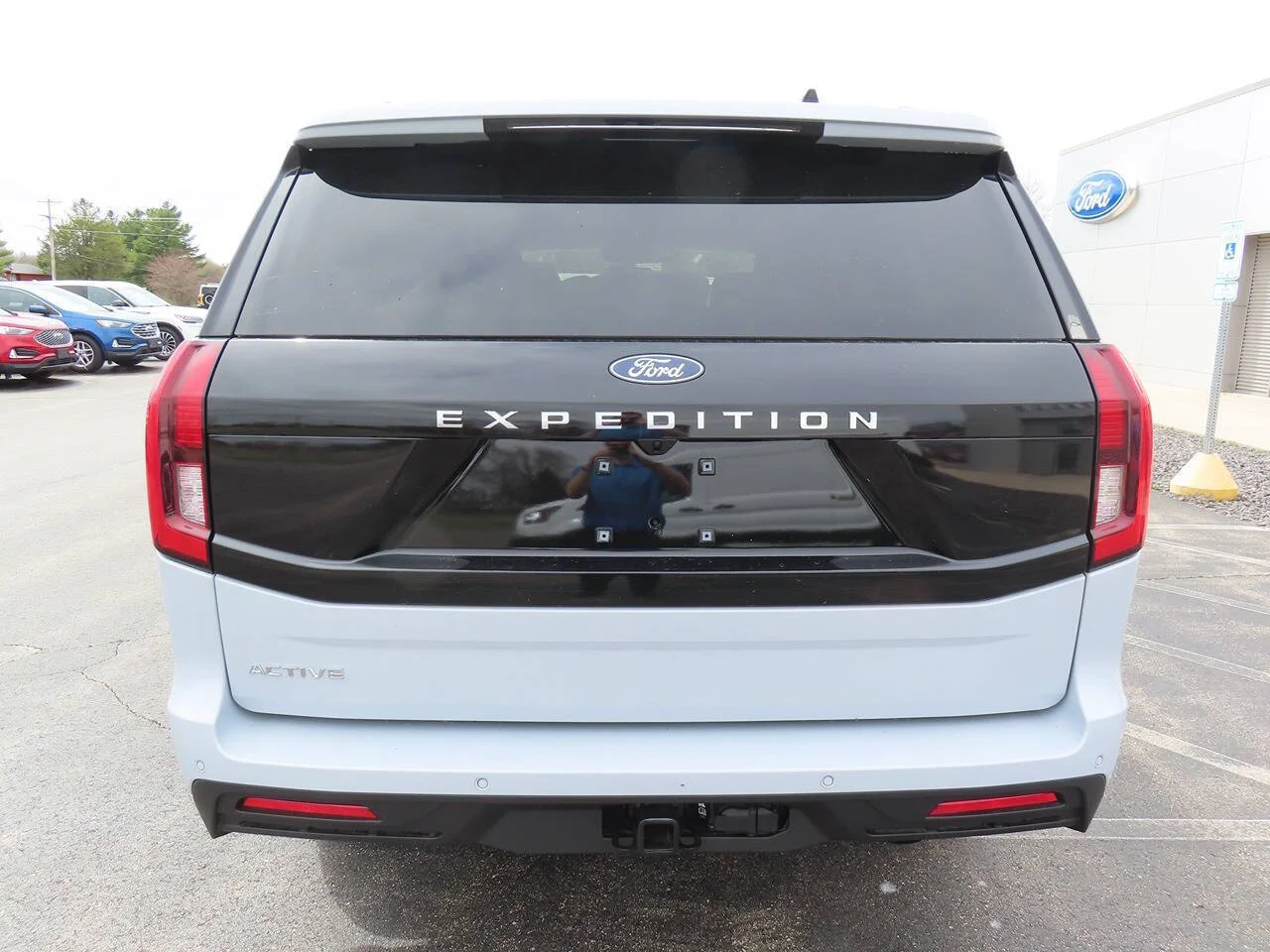 New 2026 Space Silver Metallic Ford Active image 5