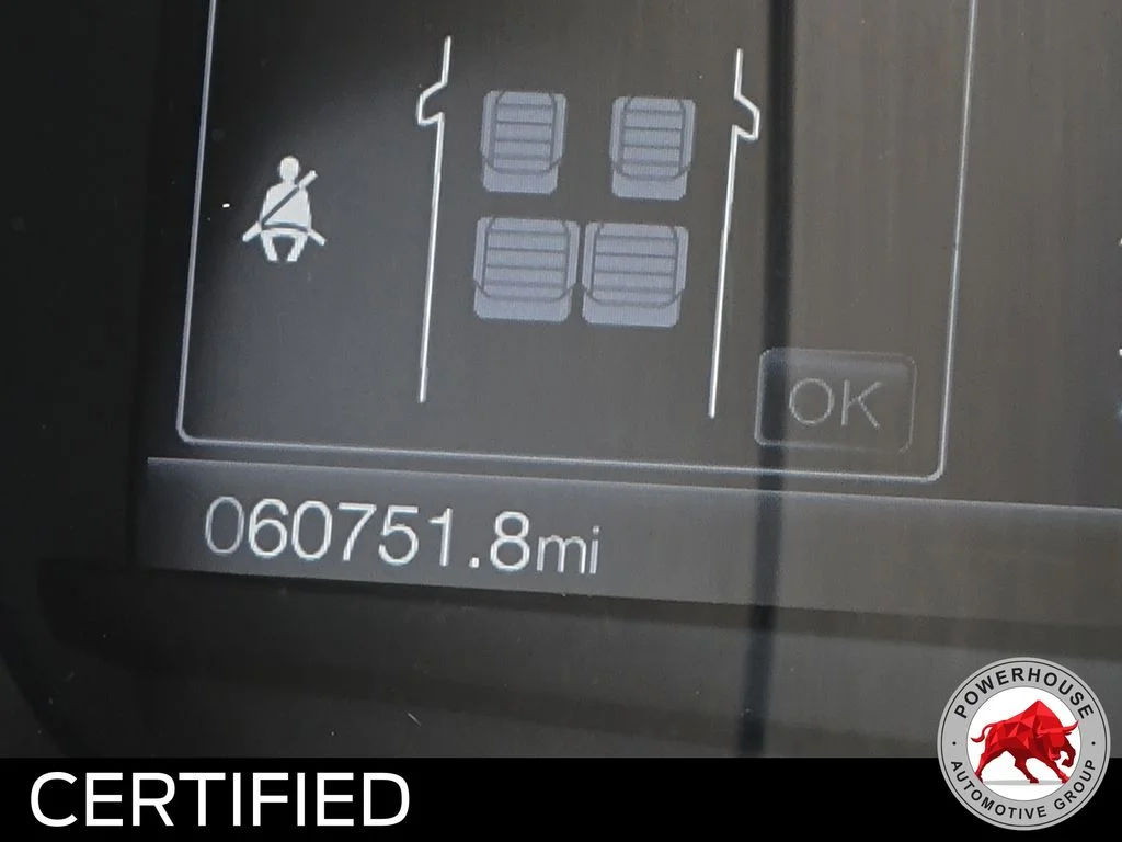Used 2024 Silver Ford SEL image 32