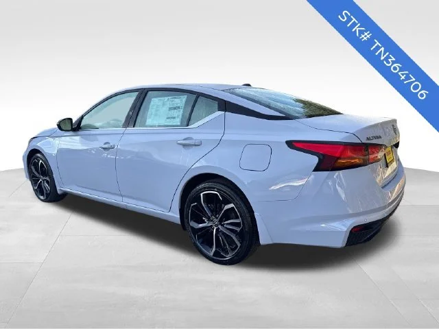 New 2026 Gray Sky Pearl Nissan SR image 5