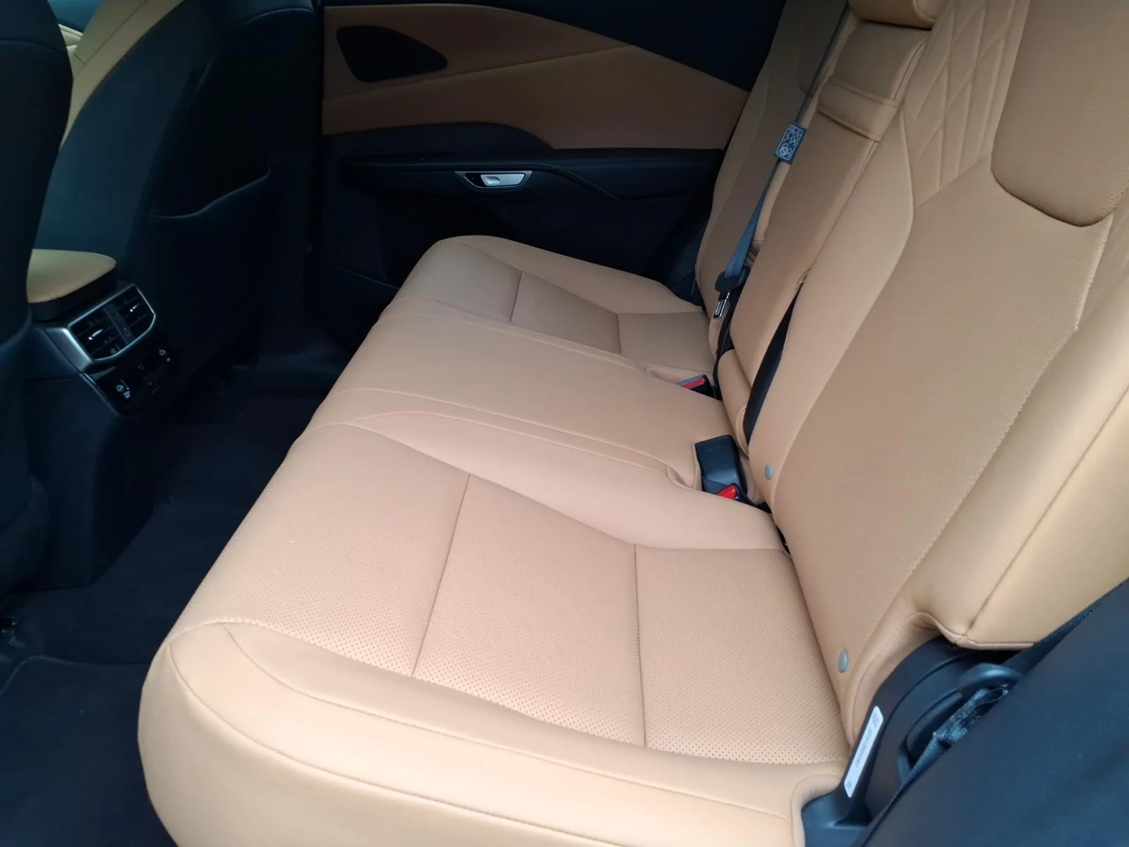 Certified Used 2023 Eminent White Pearl (085) Lexus Premium Navigation Package image 6