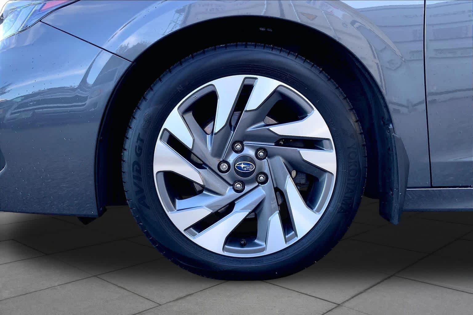 Used 2025 Magnetite Gray Metallic Subaru Limited image 11