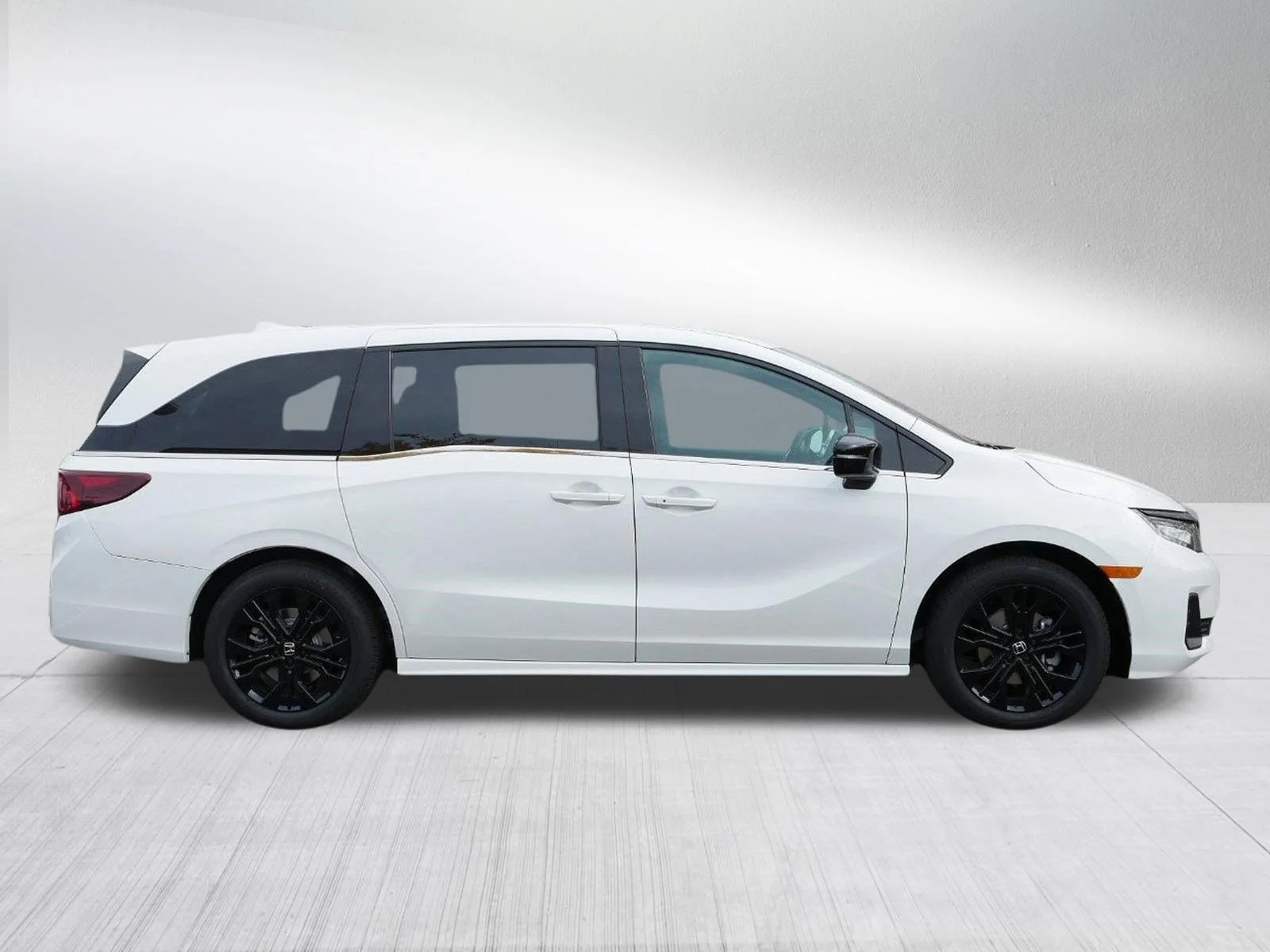 New 2026 Platinum White Pearl Honda Sport-L image 8