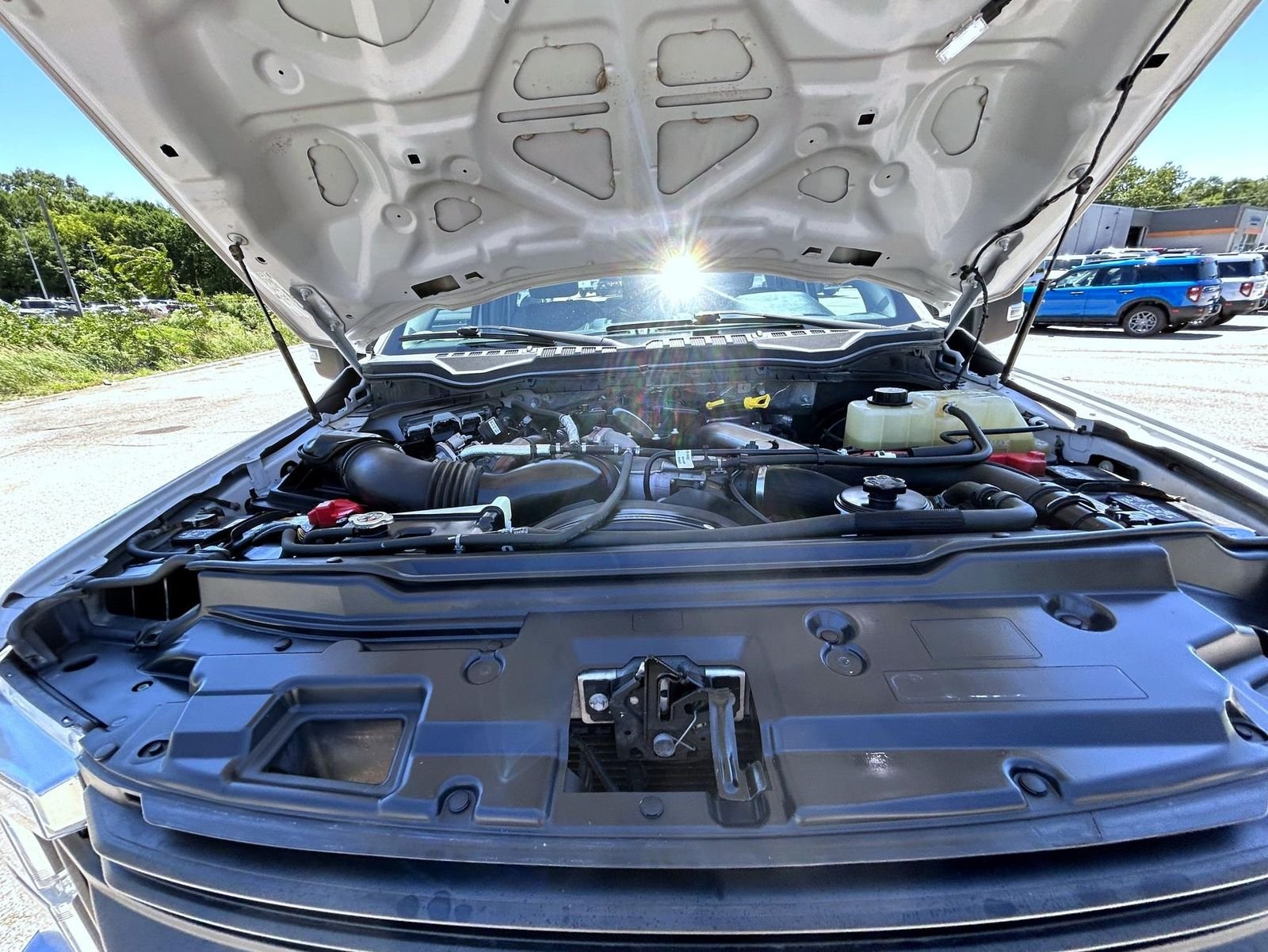 Used 2019 White Ford XL image 20