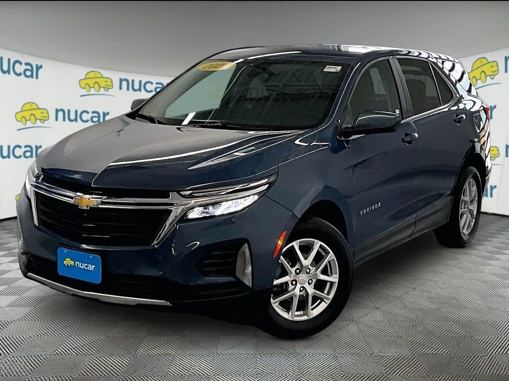 Used 2024 Lakeshore Blue Metallic Chevrolet LT image 3