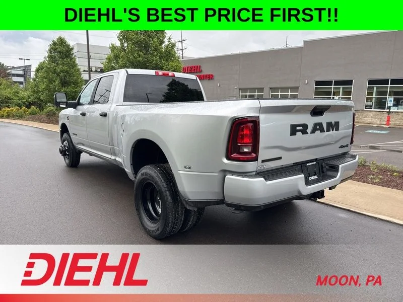 New 2026 Silver-Zynith Exterior Paint RAM Big Horn image 5