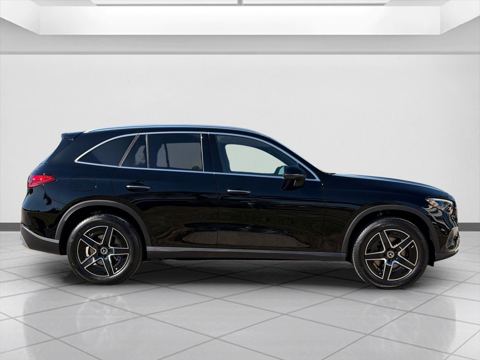 New 2026 Black Mercedes-Benz GLC 300 image 26
