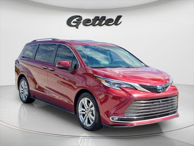 Certified Used 2023 RED MC. Toyota  image 3