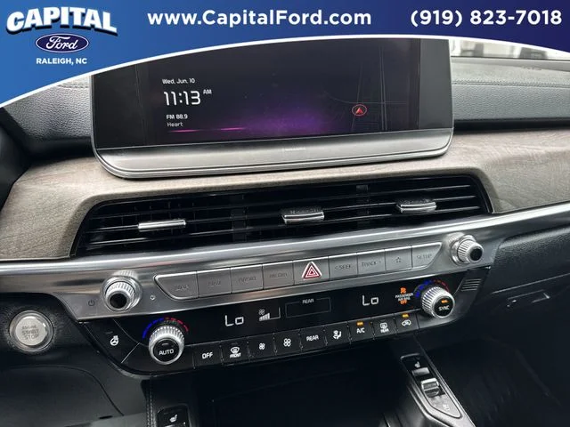 Used 2022 Gray Kia EX image 27