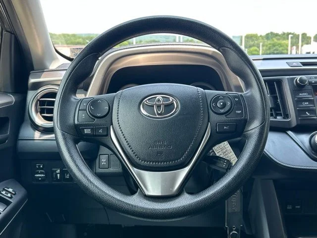 Used 2018 Gray Toyota LE image 48