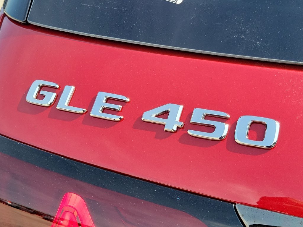 New 2027 MANUFAKTUR Patagonia Red Metallic Mercedes-Benz GLE 450 image 8