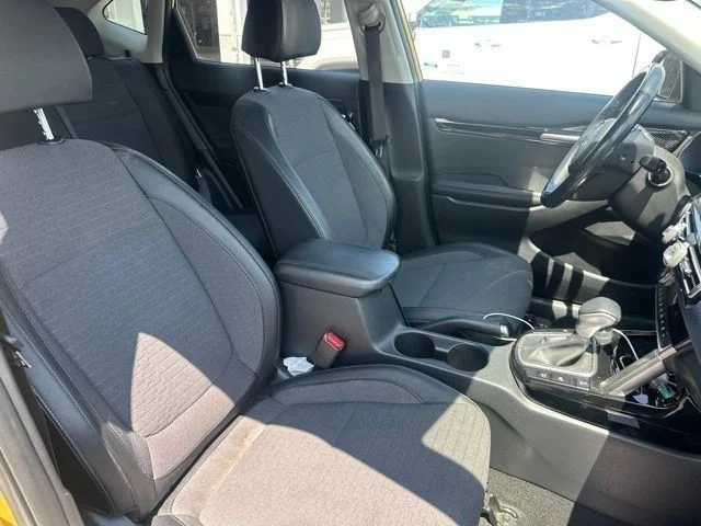 Used 2023 Yellow Kia Nightfall image 6