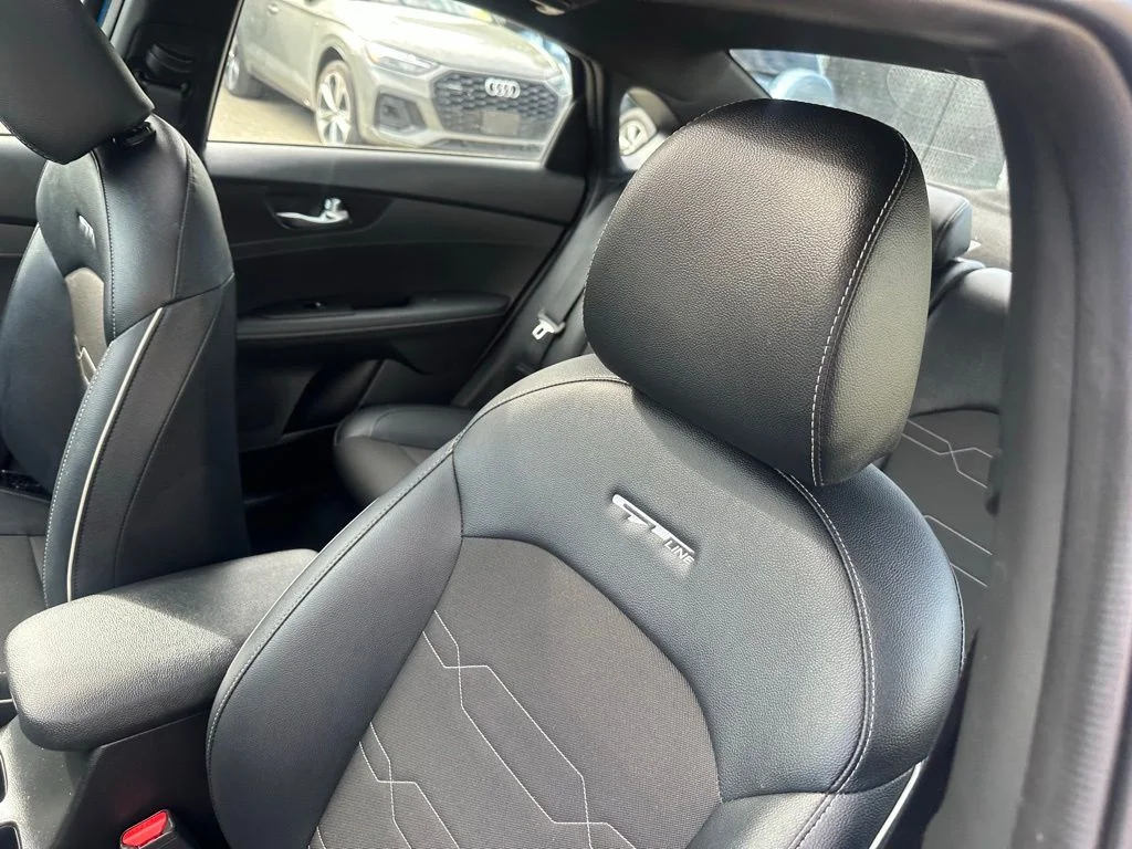 Used 2023 Blue Kia GT-Line image 11