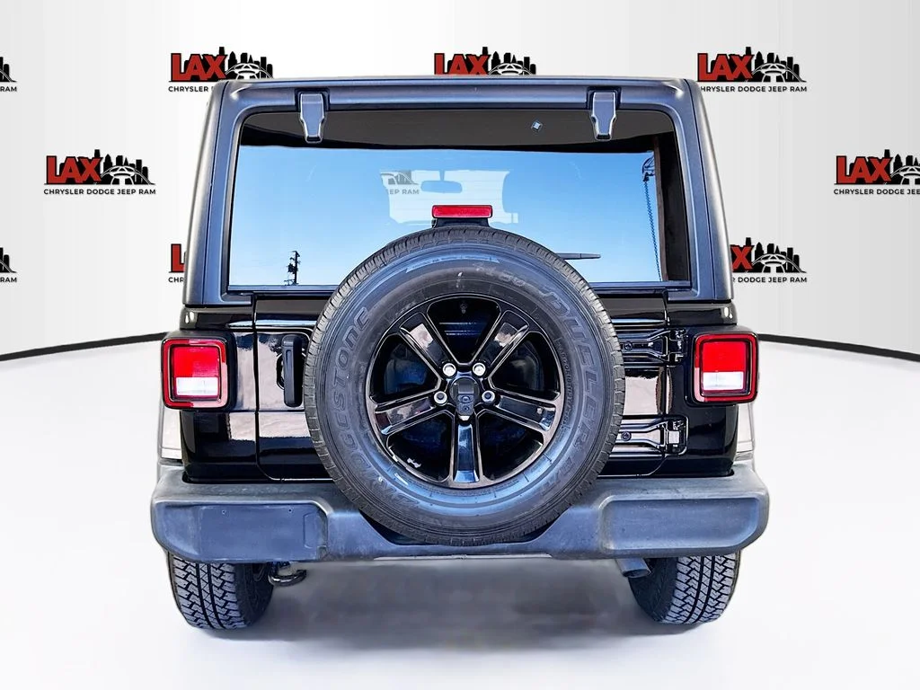 Used 2022 Black Jeep Unlimited Sport Altitude image 6
