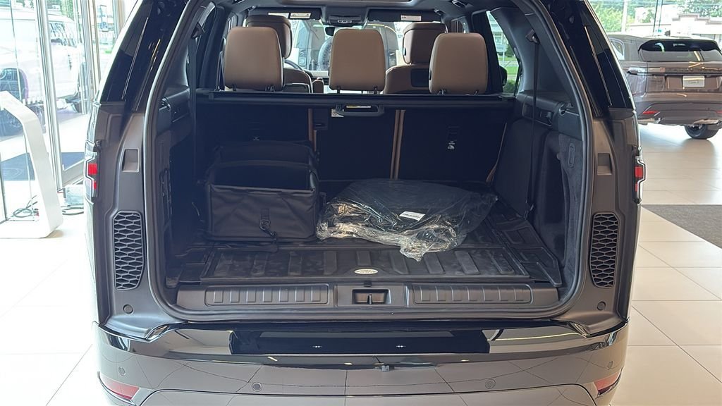 2026 Land Rover Discovery Dynamic SE - Photo 24