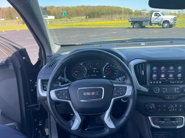Used 2024 Black GMC SLT image 15