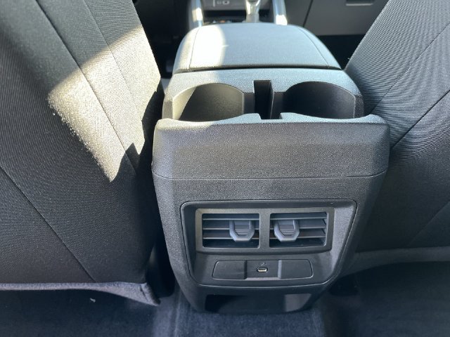 2026 Chevrolet Colorado photo 24 of 35