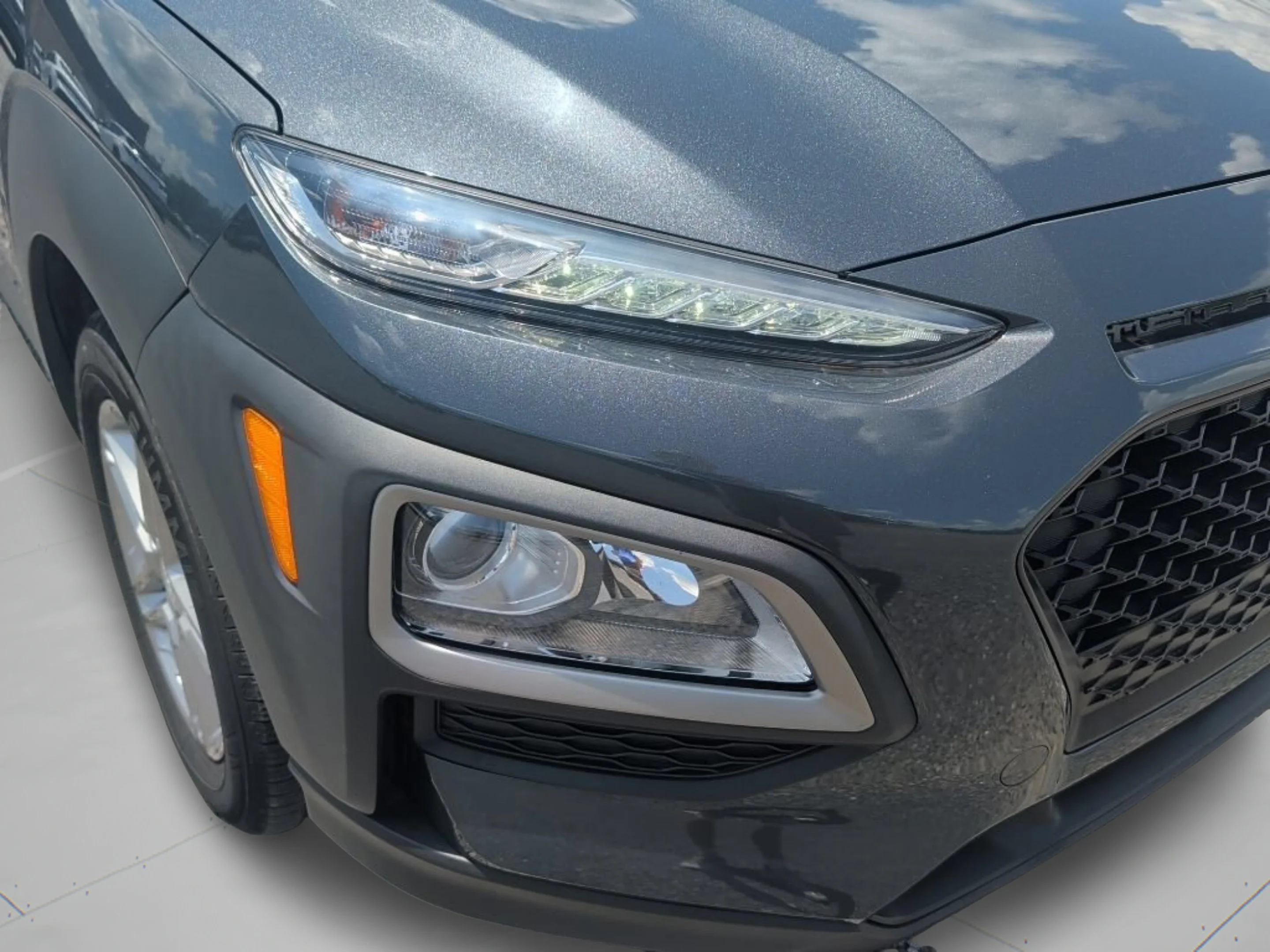 Used 2019 Thunder Gray Hyundai SE image 37