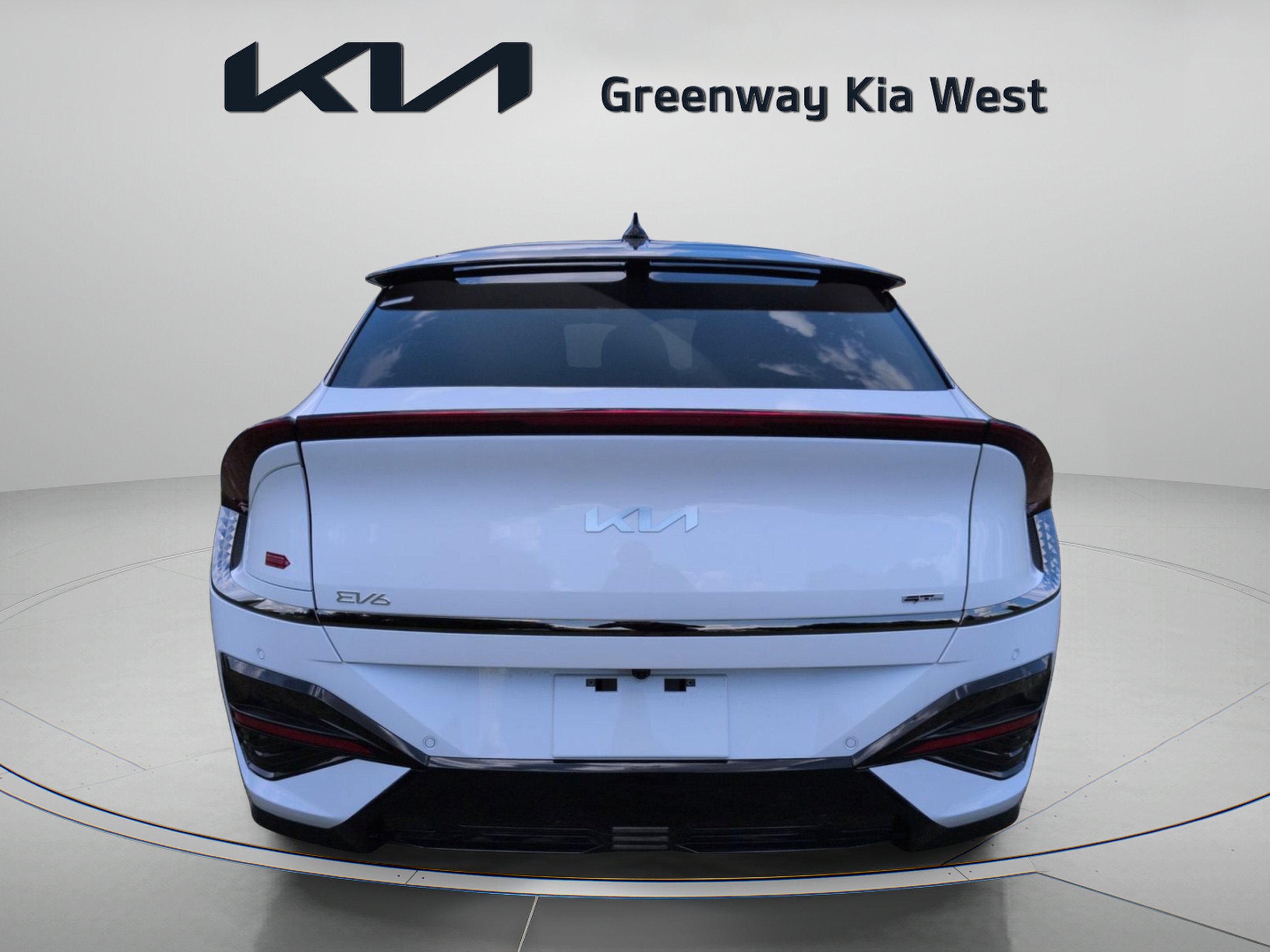 New 2026 Glacier White Pearl/Black Roof Kia GT-Line image 7