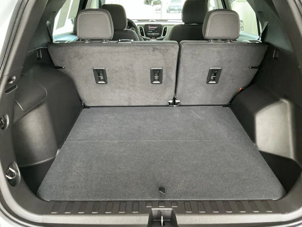 Used 2024 Summit White Chevrolet LS image 24