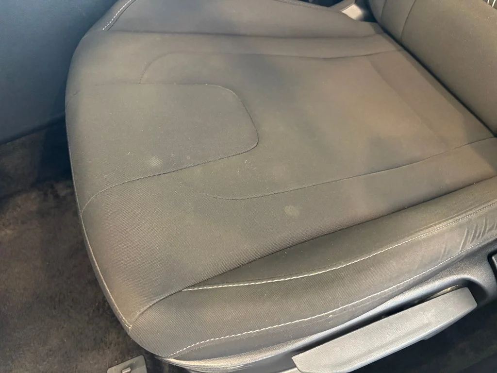 Used 2024 White Hyundai SEL image 15