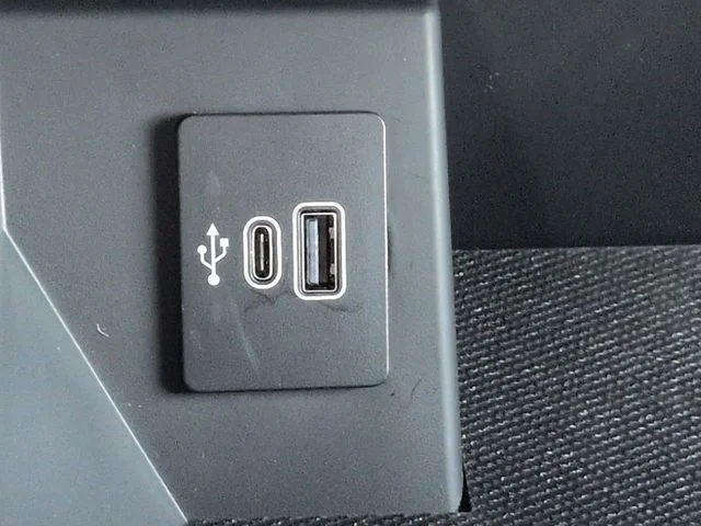New 2026 Carbonized Gray Metallic Ford Tremor® image 23