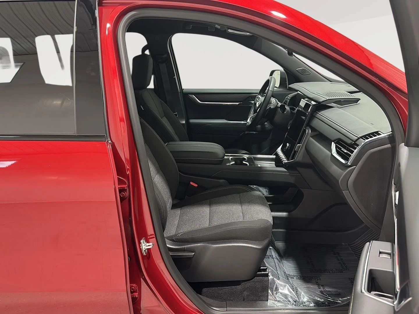 Used 2026 Volcanic Red Tintcoat GMC Elevation image 26