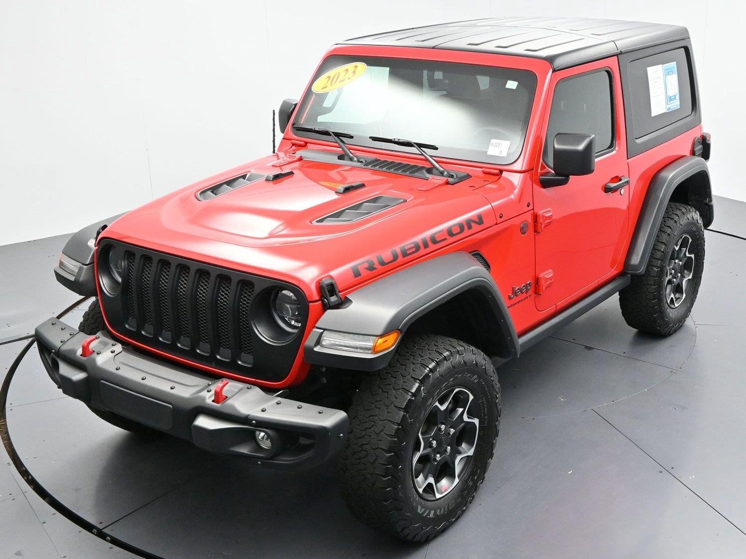 Used 2023 Firecracker Red Clearcoat Jeep Rubicon image 40