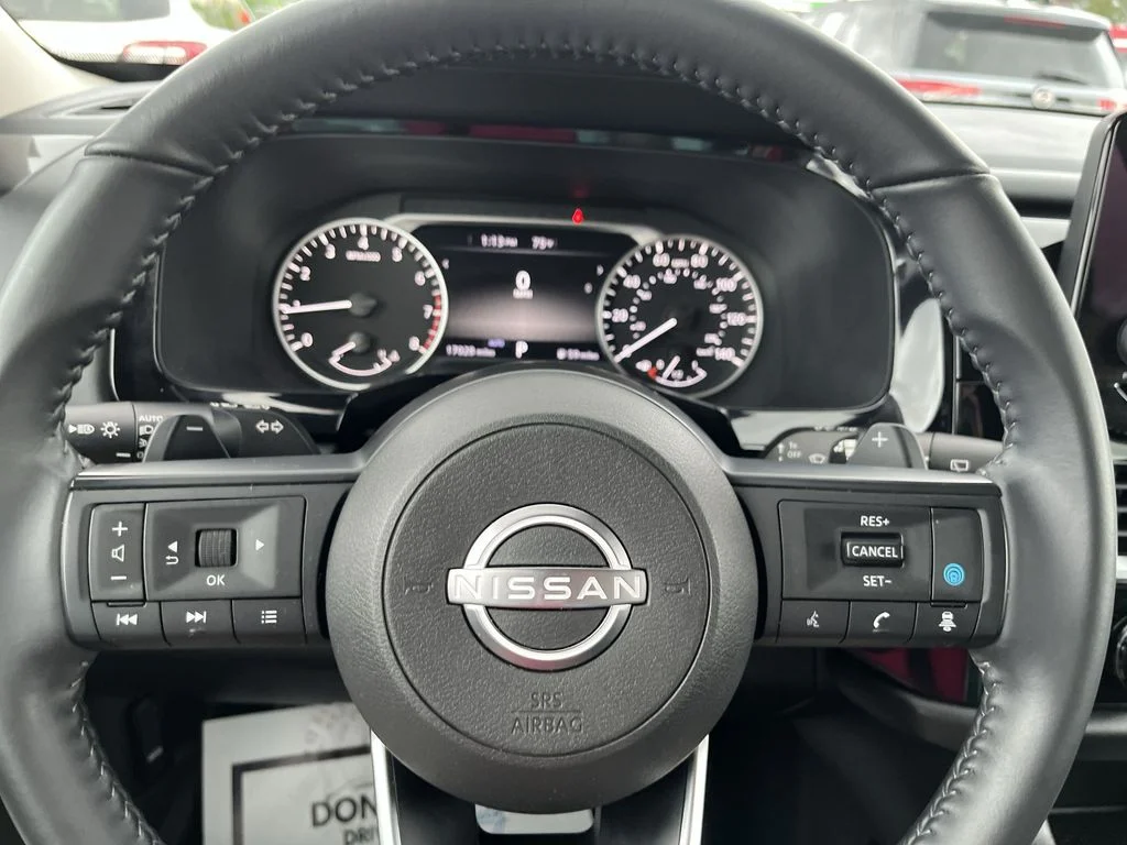 Used 2024 Silver Nissan SV image 14