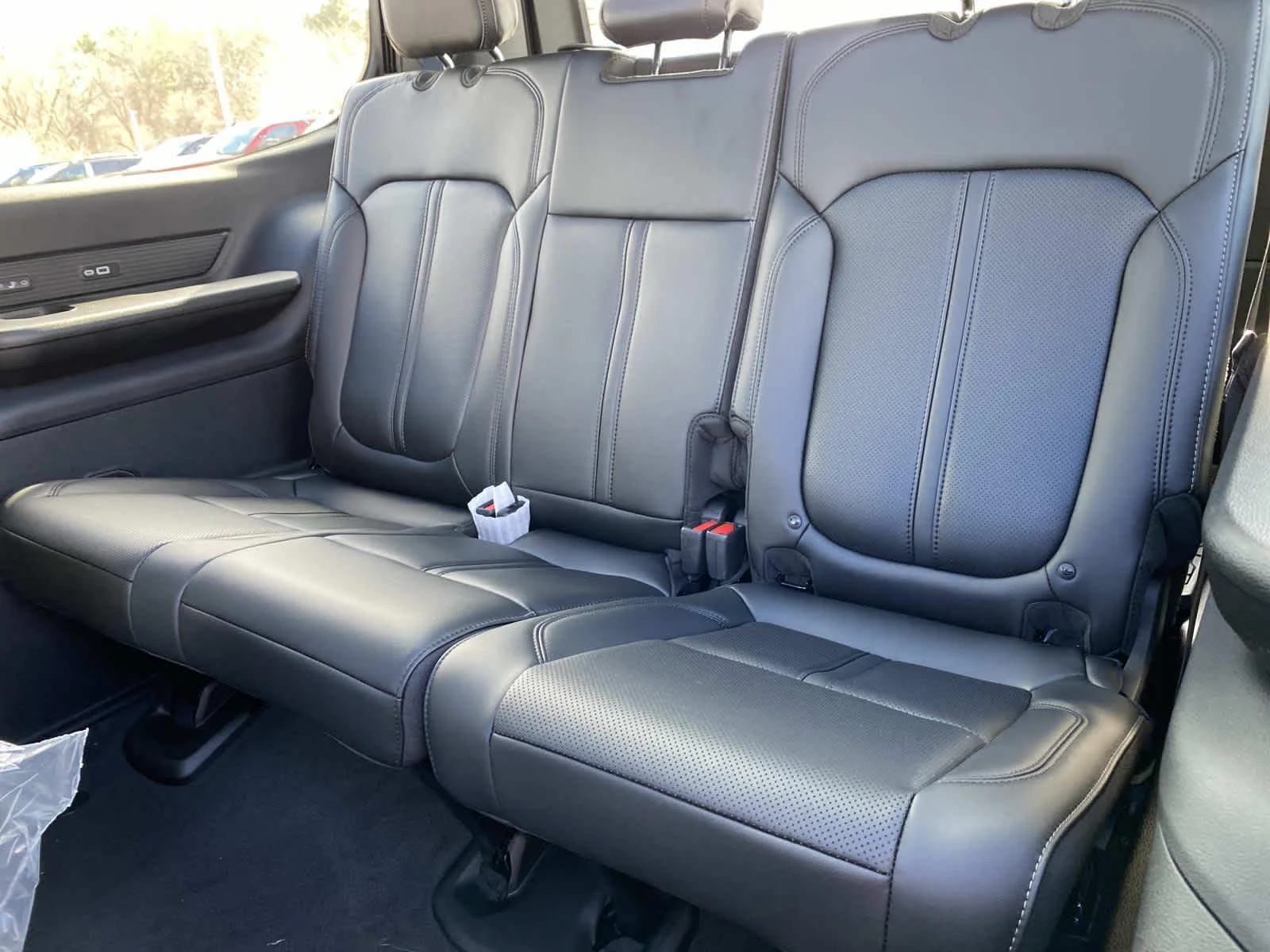New 2026 High Gloss Black Exterior Paint Jeep Upland image 7
