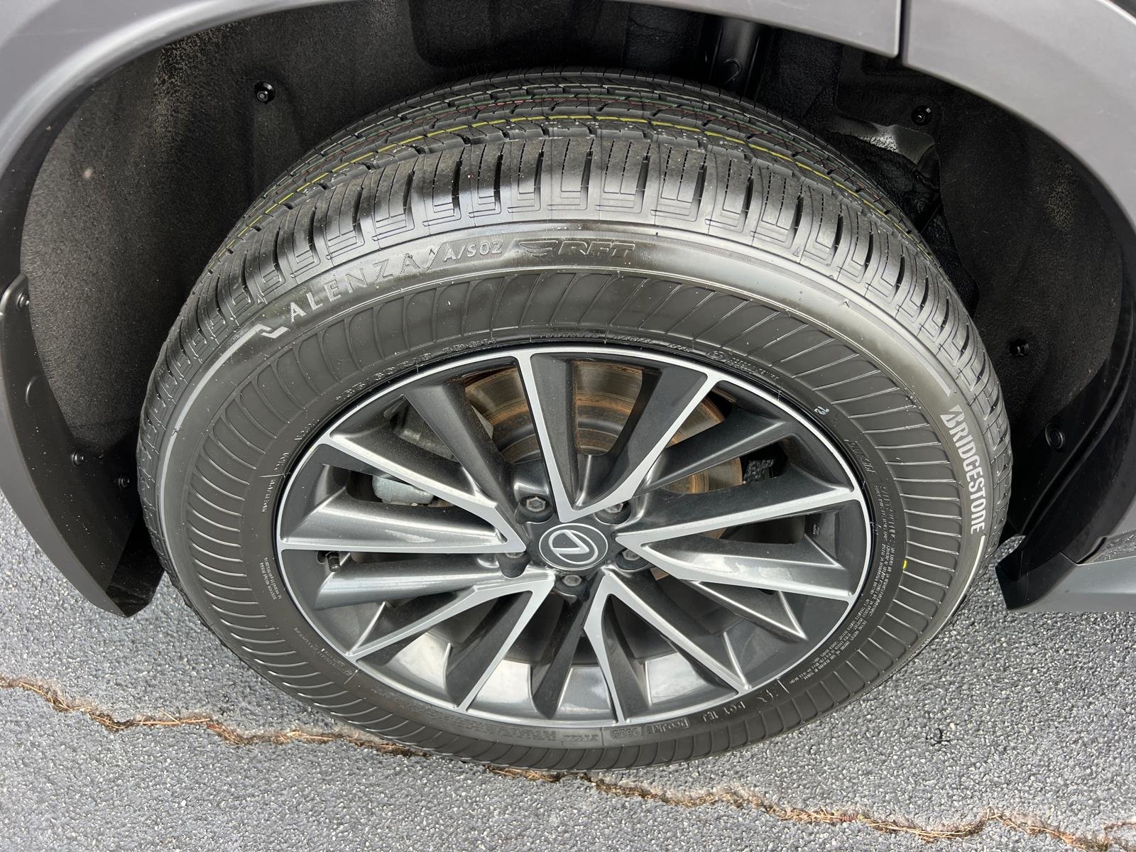 Certified Used 2024 GRAPHITE BLACK GF. Lexus 350 Premium image 17