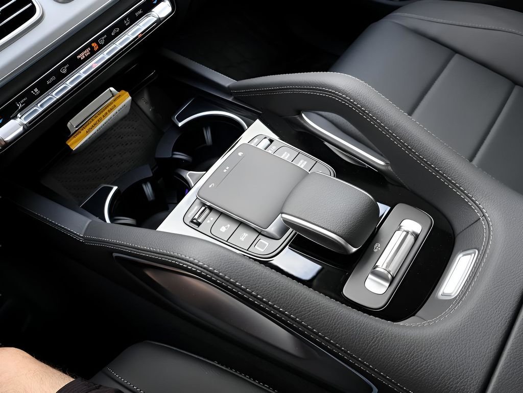 2025 Mercedes-Benz GLS Base - Photo 29