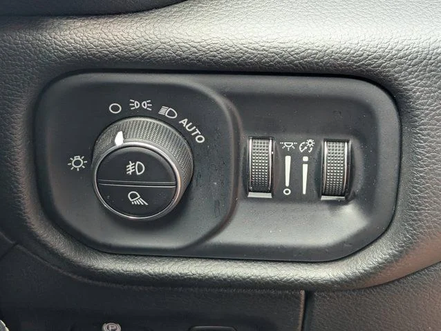 Used 2025 Diamond Black Ram Laramie image 23