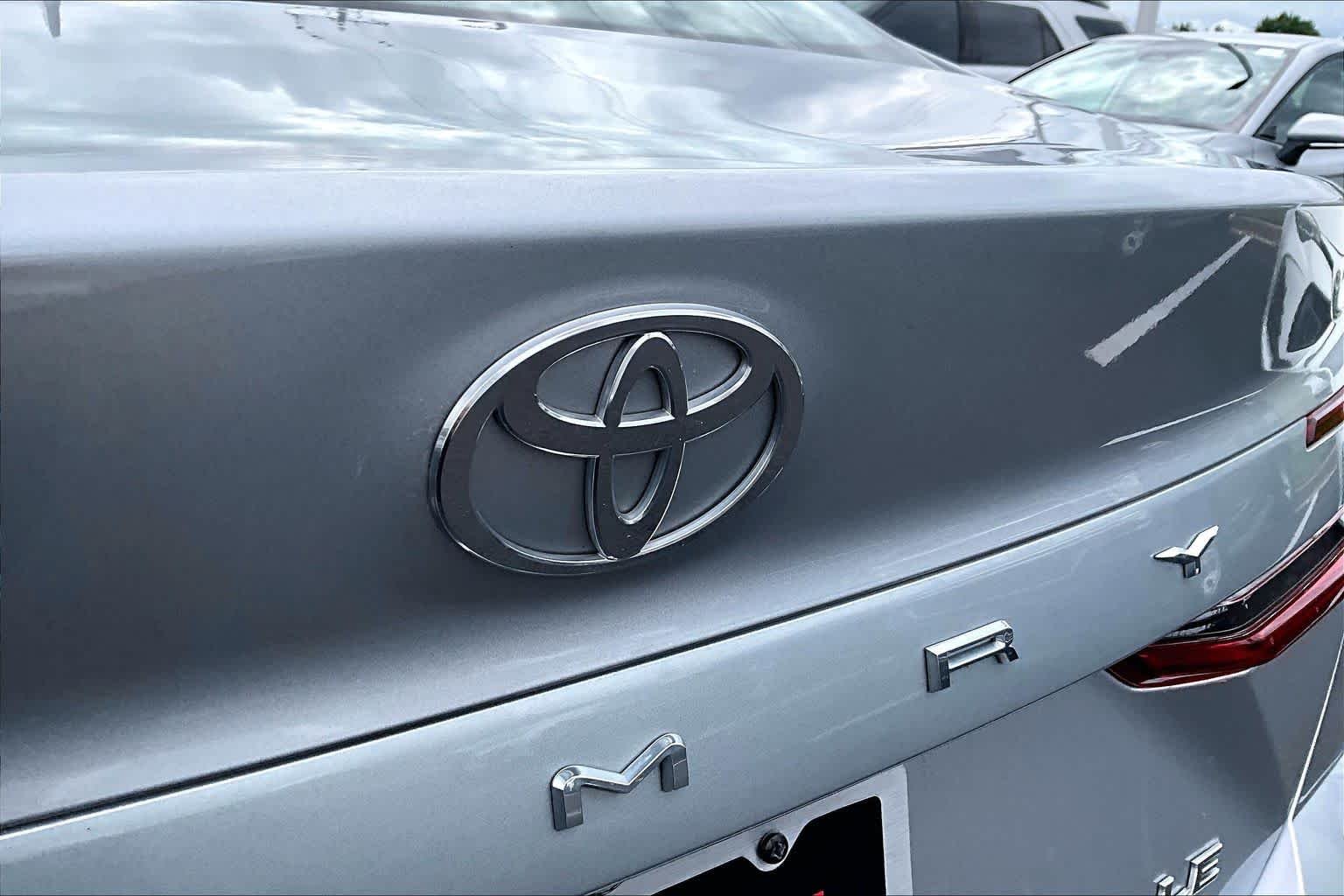 Used 2025 Celestial Silver Metallic Toyota LE image 31
