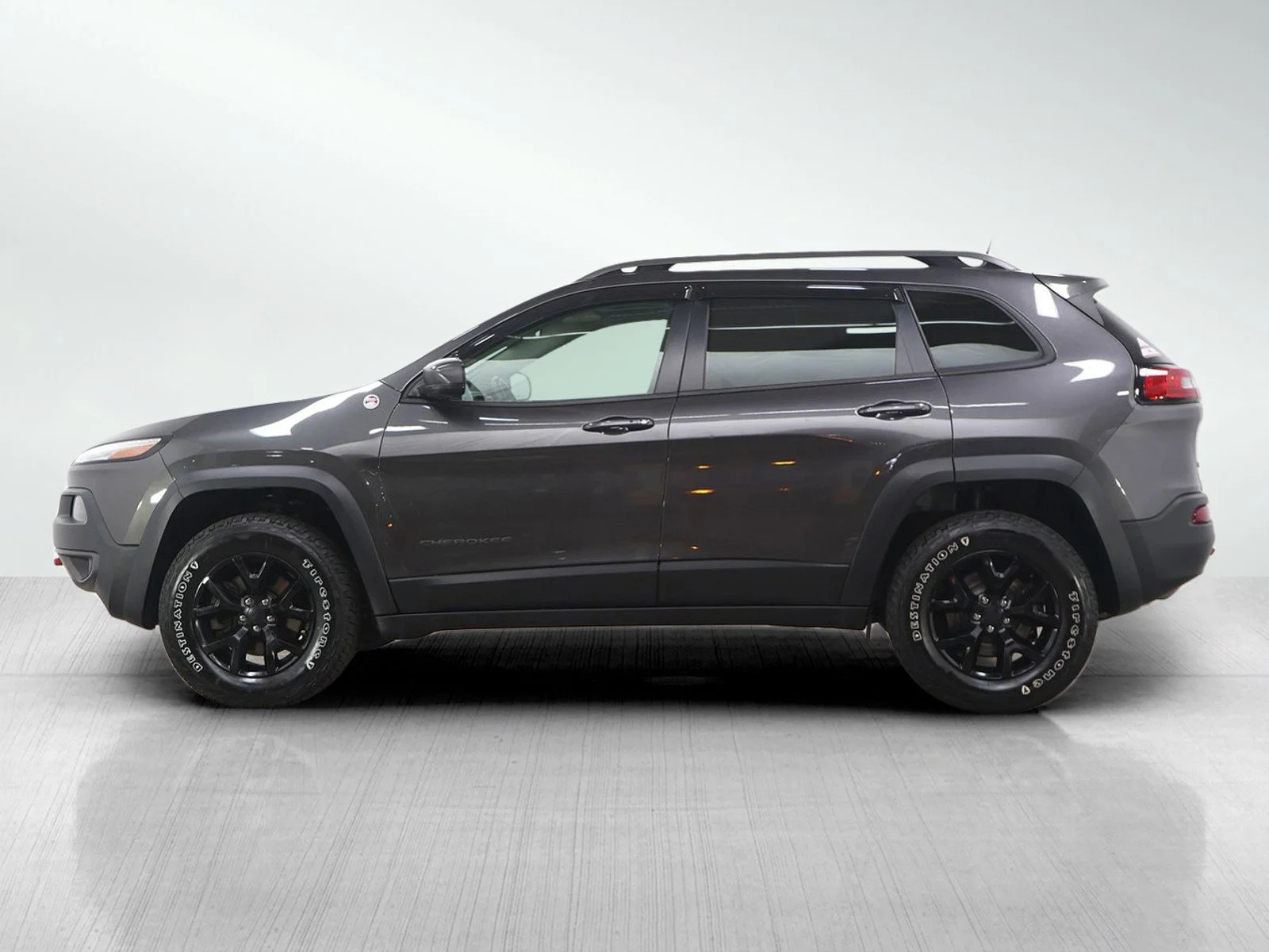 Used 2017 Jeep Cherokee Trailhawk with VIN 1C4PJMBS2HW624893 for sale in Burnsville, Minnesota