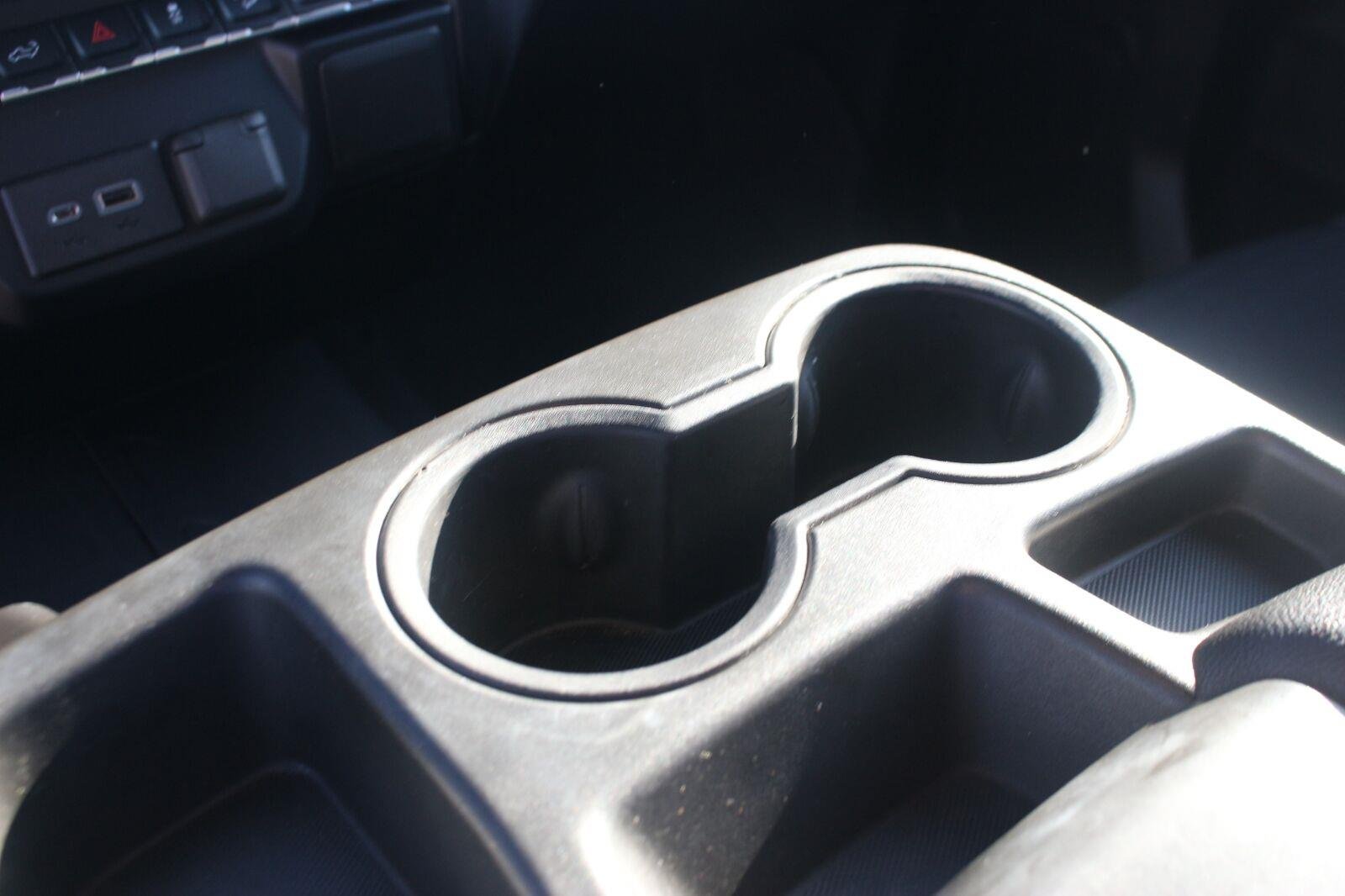 Used 2022 SUMMIT WHITE Chevrolet RST image 24